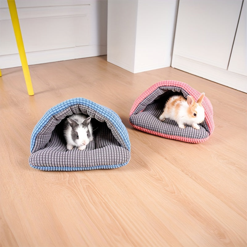 Guinea Pig Hideout Warm Sleeping Bag for Small Animals, Soft Semi-Enclosed Cozy Bed for Rabbits, Ferrets, Hedgehogs, Squirrels & Kittens, Machine Washable Small Pet Hideout Nest, Plush Snuggle Sack