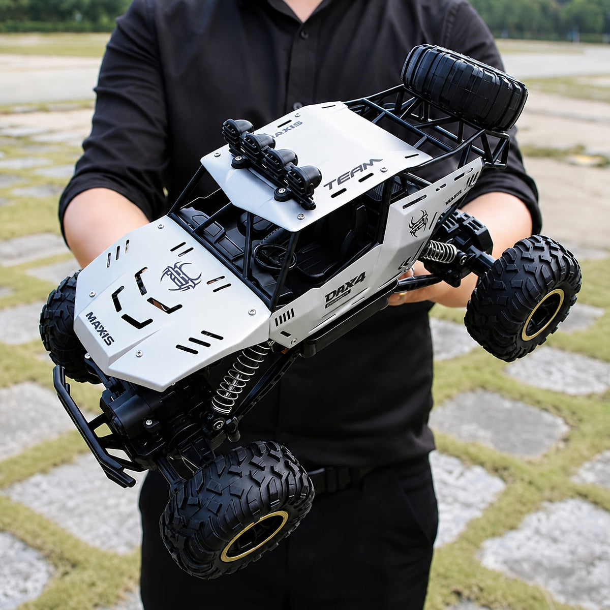1:12 Scale RC Monster Truck with Metal Casing & LED Headlights – 2.4GHz Off-Road Remote Control Car, Large Tires, USB Rechargeable Battery, Durable All-Terrain Vehicle, Best Birthday Christmas Gift for Kids & Adults