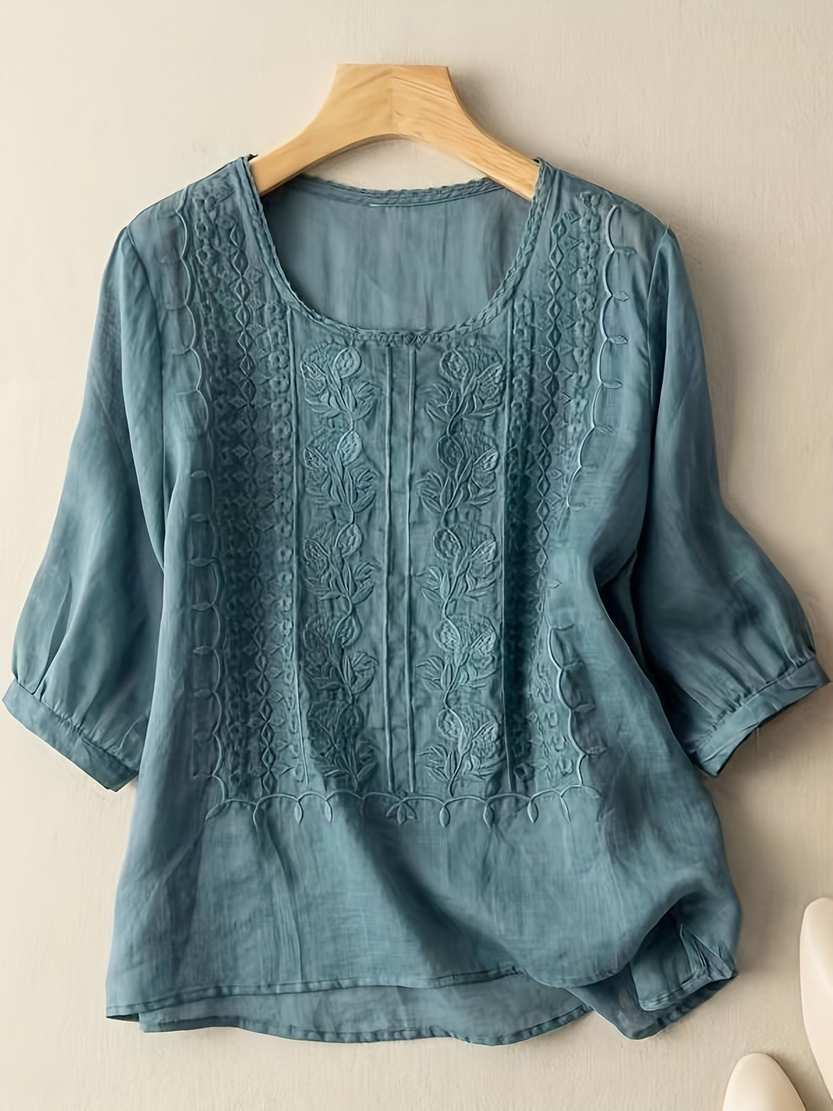 Women's Embroidered Floral T-Shirt Casual Short Sleeve Crew Neck Soft Cotton Tee 4 Colors White Green Yellow Khaki S-XXL