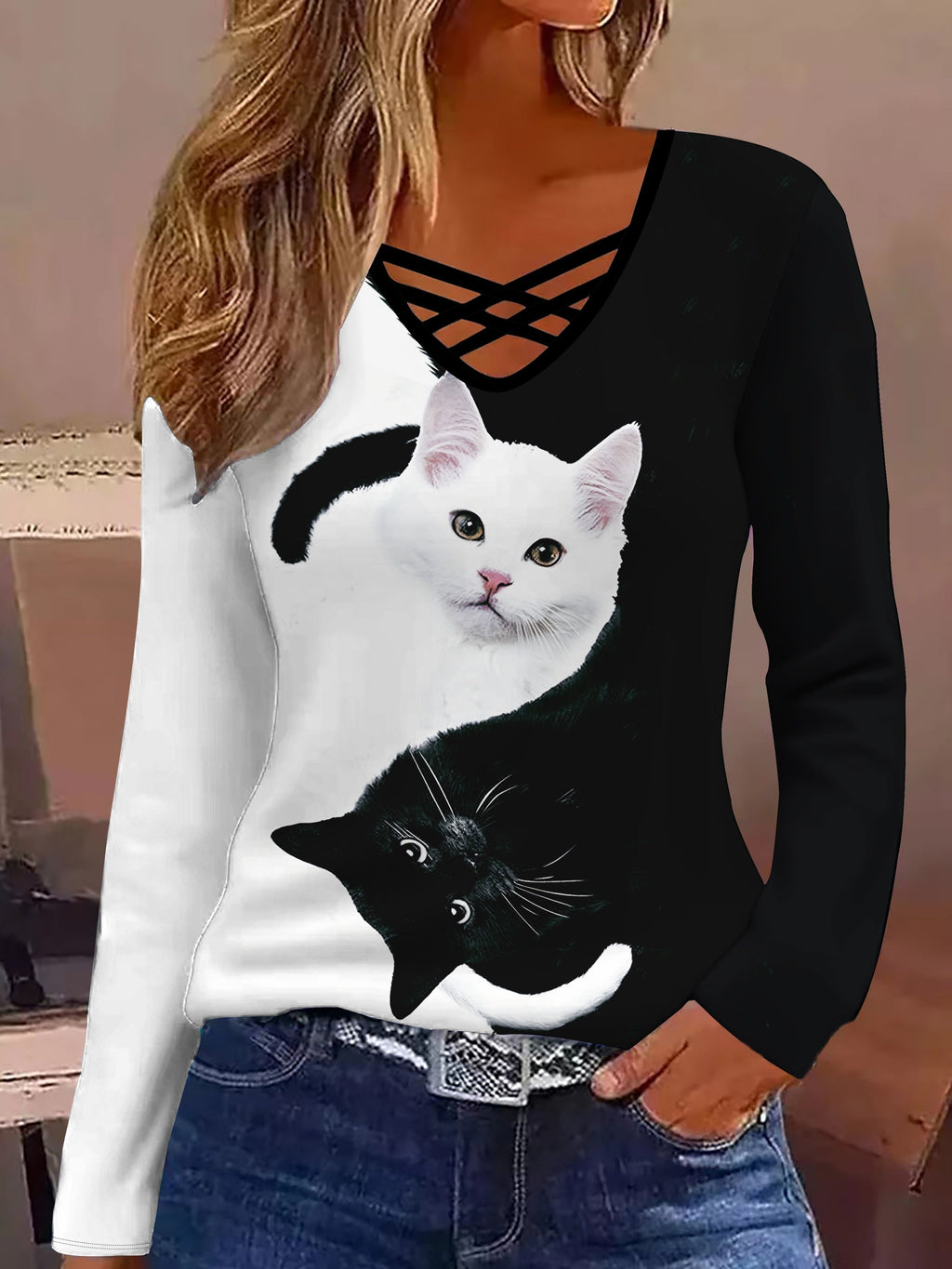 Women's Cat Print Long Sleeve T-Shirt V-Neck Black White Elegant Graphic Top Casual Fashion Cute Animal Print Tee S M L XL XXL