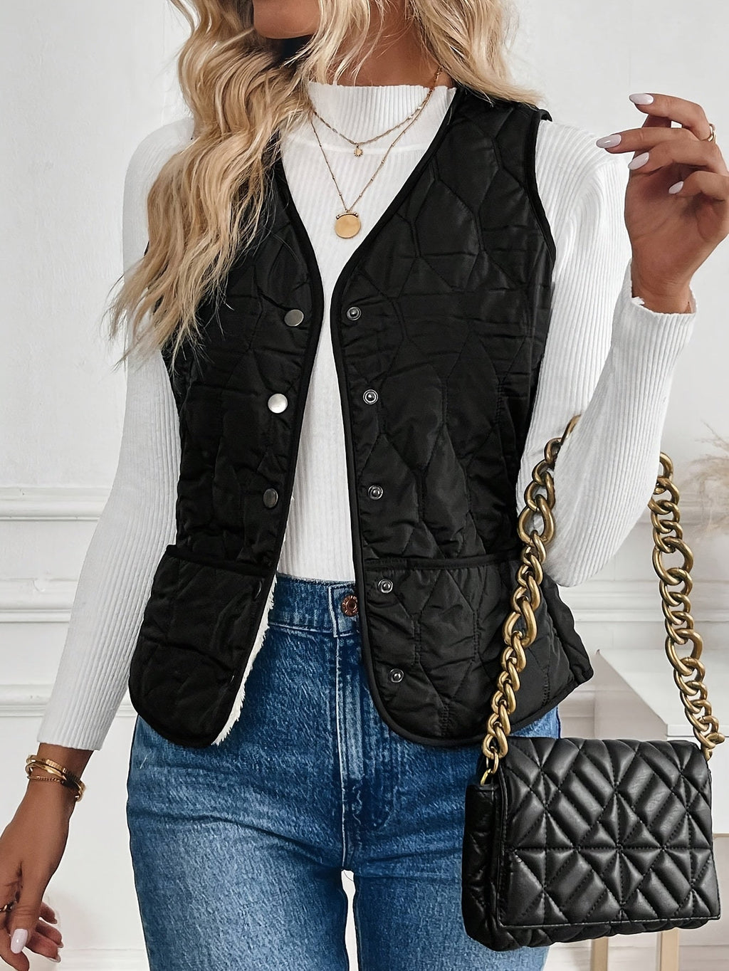 Women's Thermal Lined Quilted Vest | V-Neck Sleeveless Puffer Vest Warm Layering Jacket for Fall Winter Outerwear