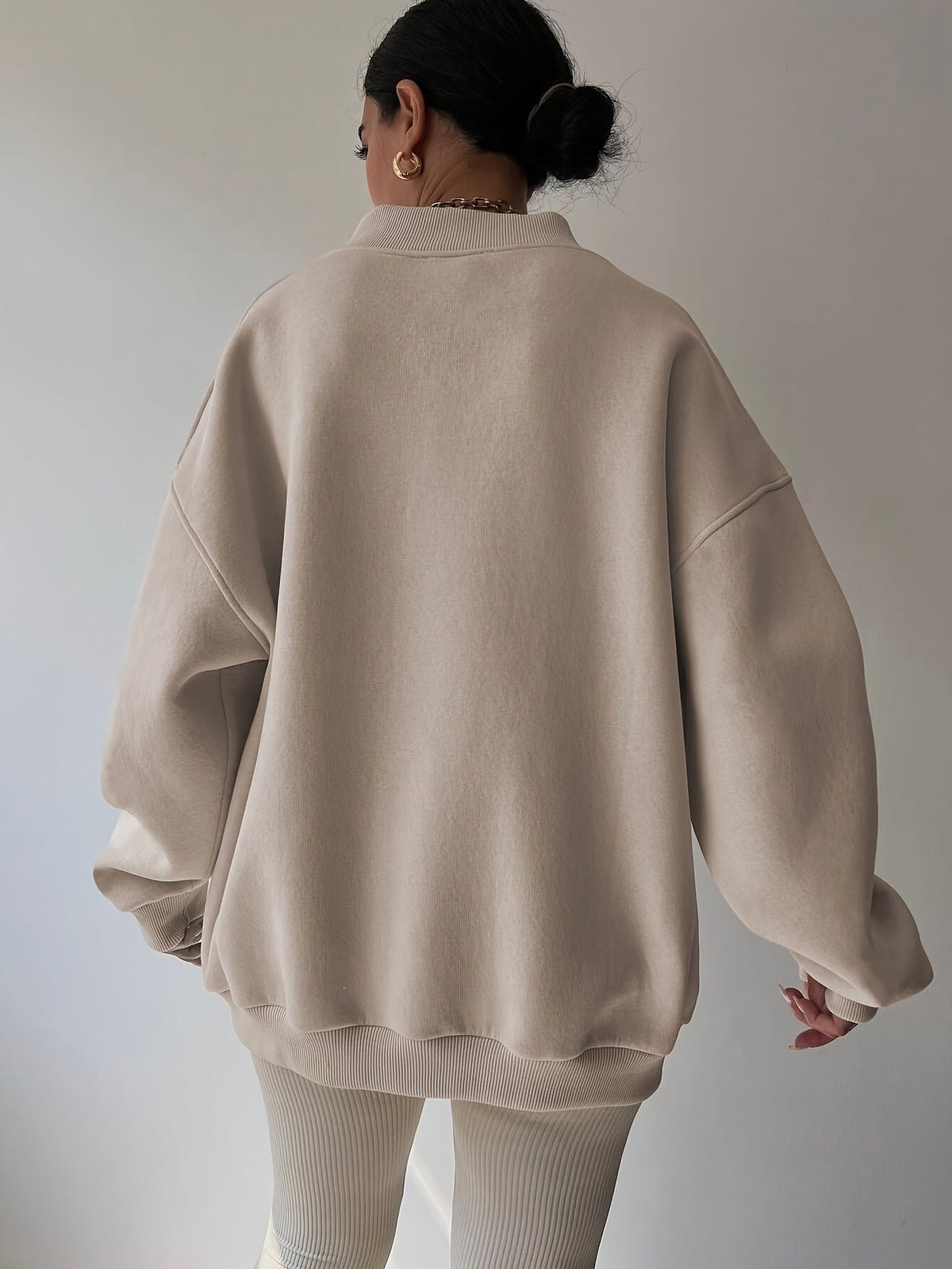 Women's Oversized Loose Fit Sweatshirt – Wide Neck Drop Shoulder Pullover for Fall & Winter, Cozy Casual Fashion Top