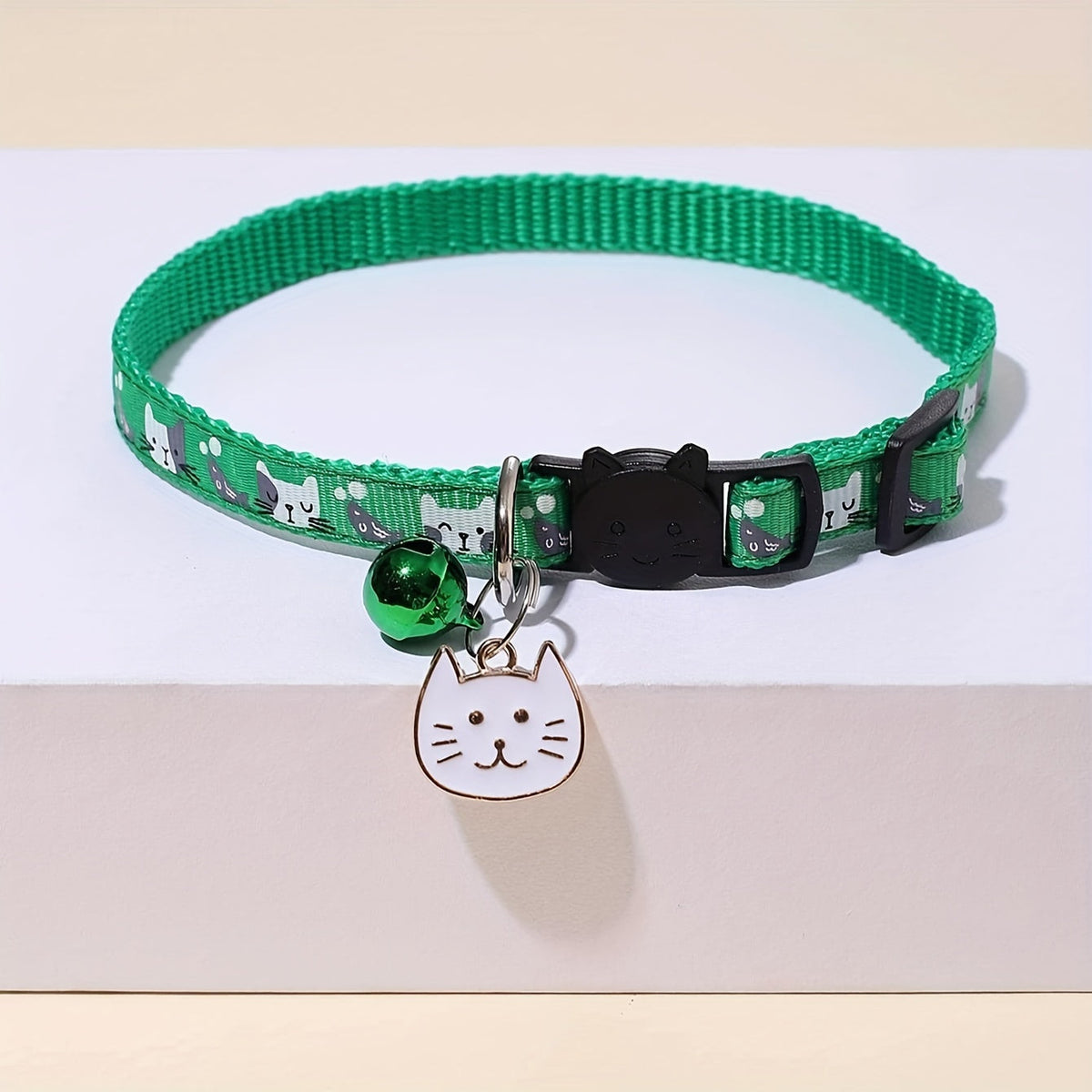 Cat Collar with Cat Face Pendant & Anti-Choke Safety Clasp - Adjustable Breakaway Collar for Cats 7 Colors Red Pink Black Blue Purple Cute Cat Accessory Gift for Cat Lovers