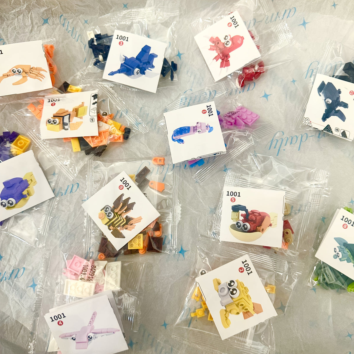 Ocean Animal Building Blocks Set for Kids 12pcs – Colorful Seahorse Octopus Crab Sea Turtle Lantern Fish Figures, Educational STEM Toy, Durable ABS Sea Creature Models, Fun Gift for Boys Girls Ages 3+